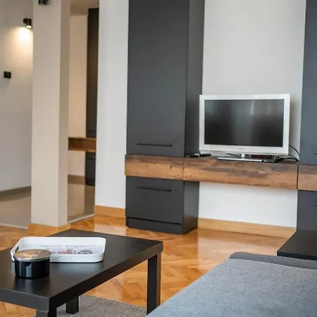 Dora Apartment Bor Exterior photo